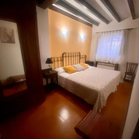 Kro Rural La Pena Casares