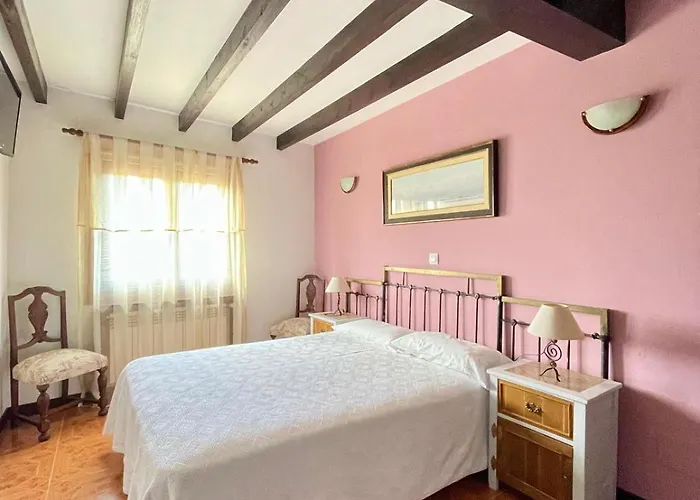 Rural La Peña Casares Inn La Revilla (San Vicente de la Barquera)