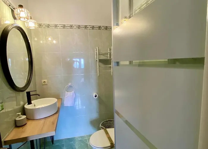 Rural La Peña Casares Inn