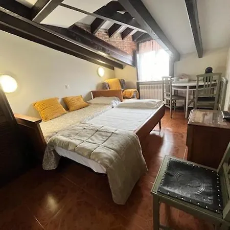 Rural La Pena Casares Inn *