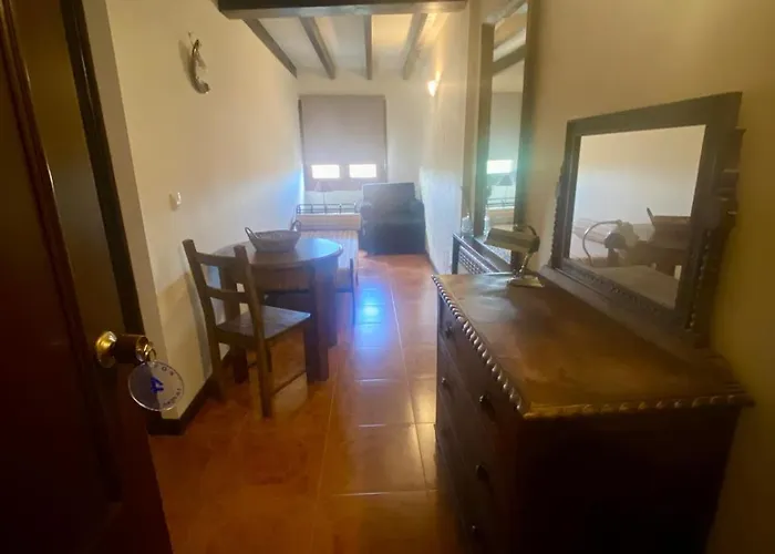 Rural La Pena Casares Мини-отель Ла-Ревилья